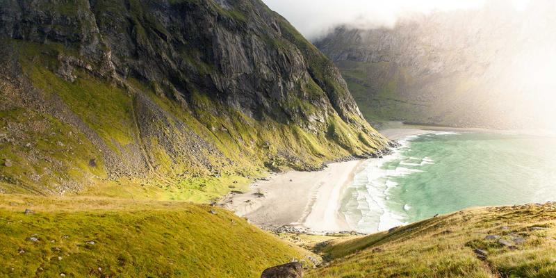 智慧物流时代的人才战略：WSXDHL如何通过数字化技能培训打造专业陆运、国际货运与仓储团队